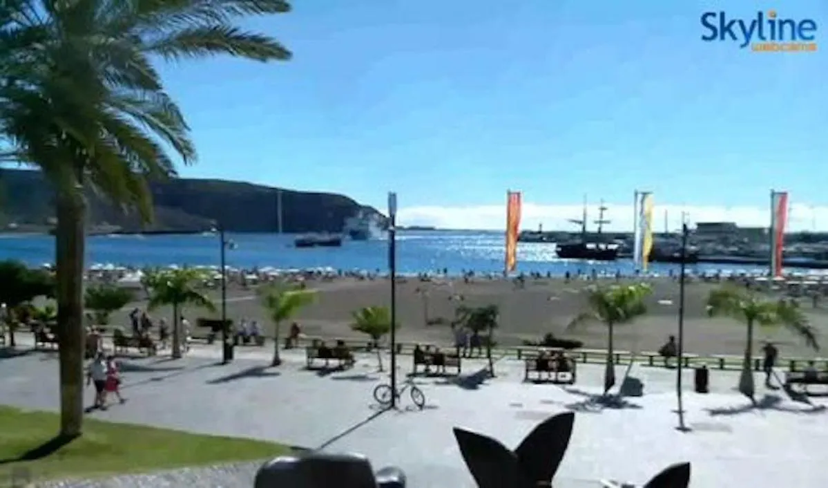 Playa De Los Cristianos Casa Adriano 0*, ロスクリスティアーノス スペイン